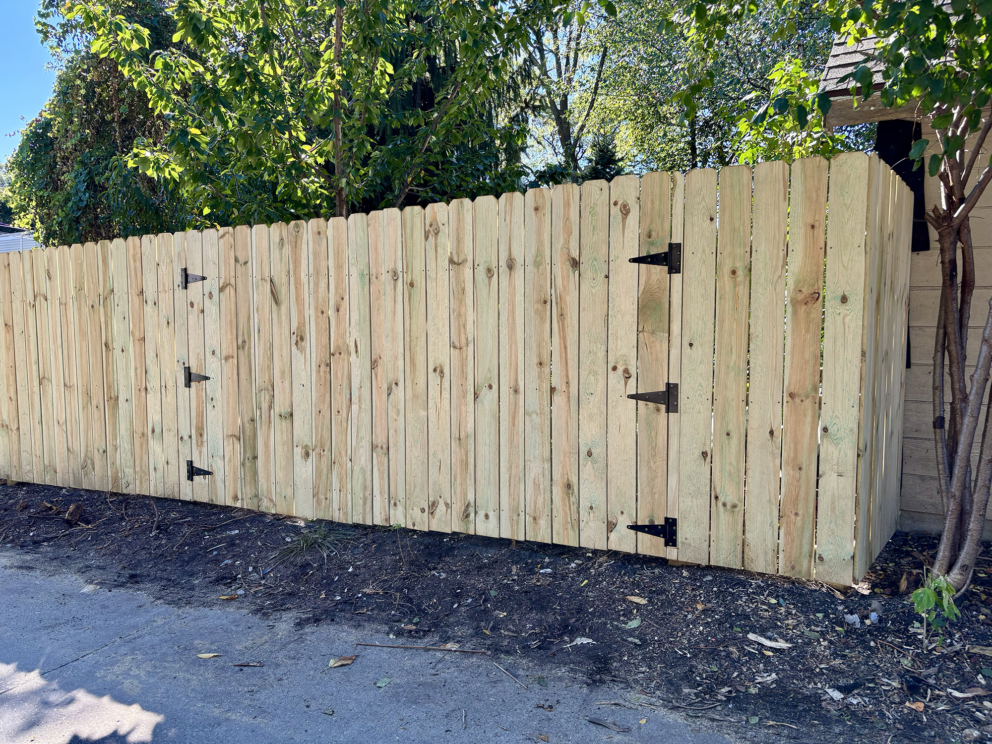 Fence Bros. Super wooden fences in Cedar or Pine for Milwaukee and Wisconsin